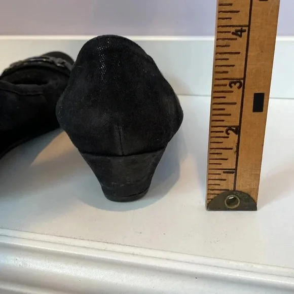 AGL black closed toe shoes with low heel size 41 - Picture 14 of 14